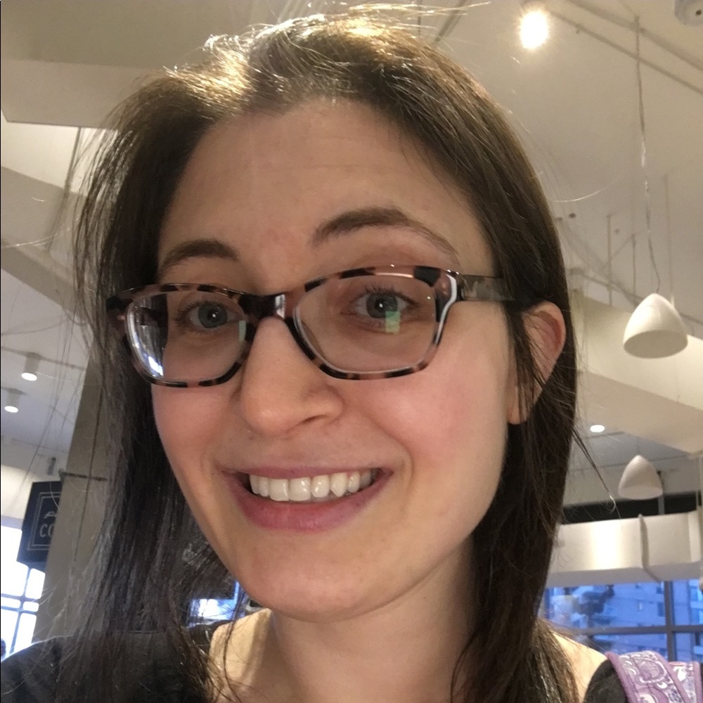 Meet your Posher, Emily